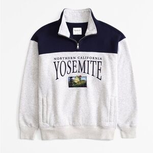 Abercombie & Fitch - Embroidered Yosemite Vintage Sunday Half Zip